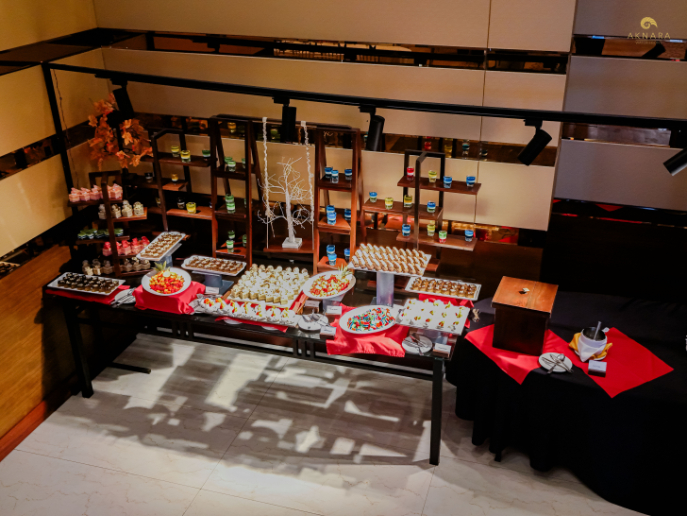 Grand Dessert Station